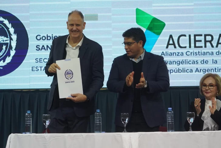 Santa Cruz adhirió al decreto nacional que reconoce personería jurídica a iglesias no católicas