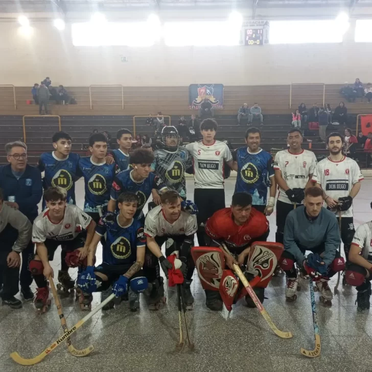El Glaciar Patín Hockey de El Calafate juega el primer Torneo nacional en Tres Arroyos El Glaciar Patín Hockey de El Calafate juega el primer Torneo nacional en Tres Arroyos