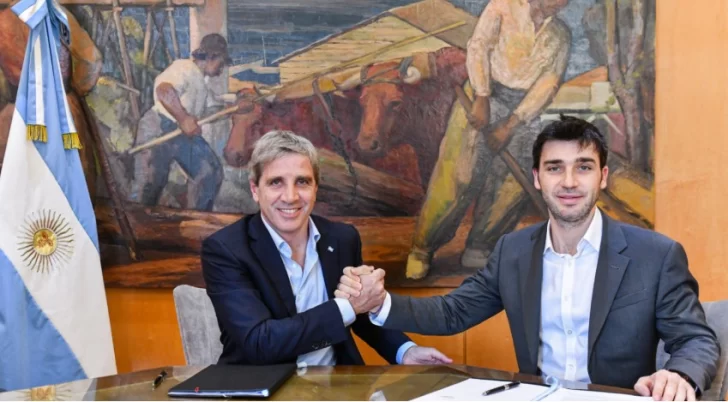 Luis “Toto” Caputo firmó convenios con “Nacho” Torres y compensan deudas por $100.000 millones