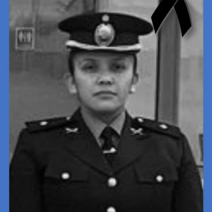 Pesar en Río Gallegos por la muerte de la Oficial Ayudante Valeria Isabel Duran Pesar en Río Gallegos por la muerte de la Oficial Ayudante Valeria Isabel Duran