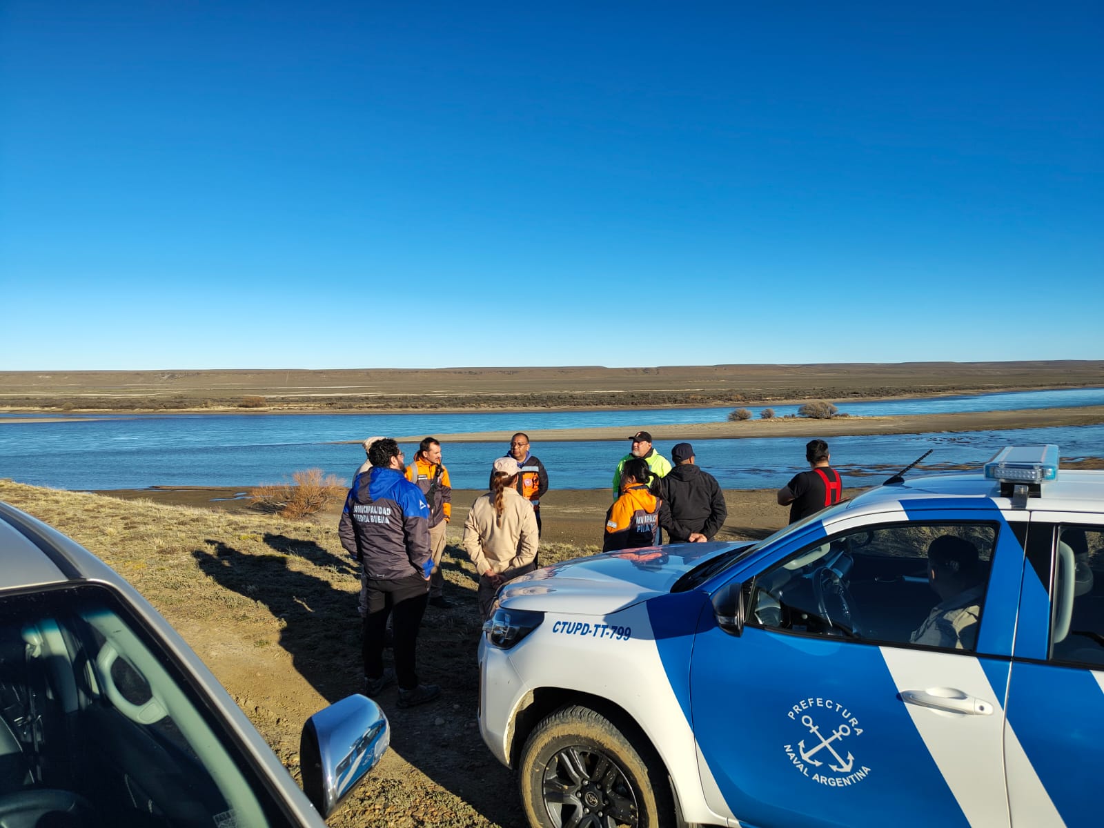 Desapareció en el fondo del Río Santa Cruz la camioneta de los pescadores en Piedra Buena