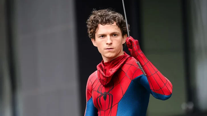 Tom Holland fue hospitalizado de urgencia tras un accidente en el set de Spider-Man
