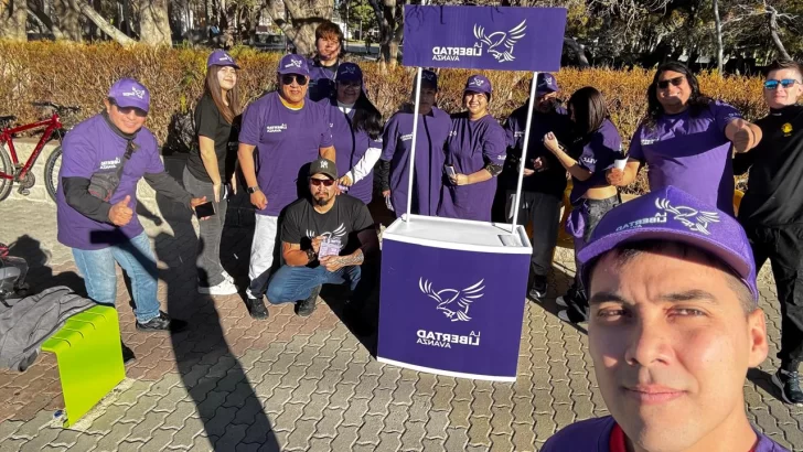  “Venimos con mucho trabajo, recorriendo Caleta, Perito y Las Heras; en todos lados sentimos una respuesta positiva de la gente, que se acerca, pregunta y quiere saber cómo sigue todo esto”.