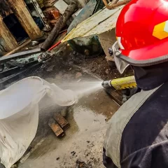 Provocó un principio de incendio cuando calentaba grasa en un disco de cocina