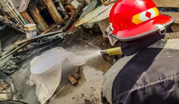 Provocó un principio de incendio cuando calentaba grasa en un disco de cocina