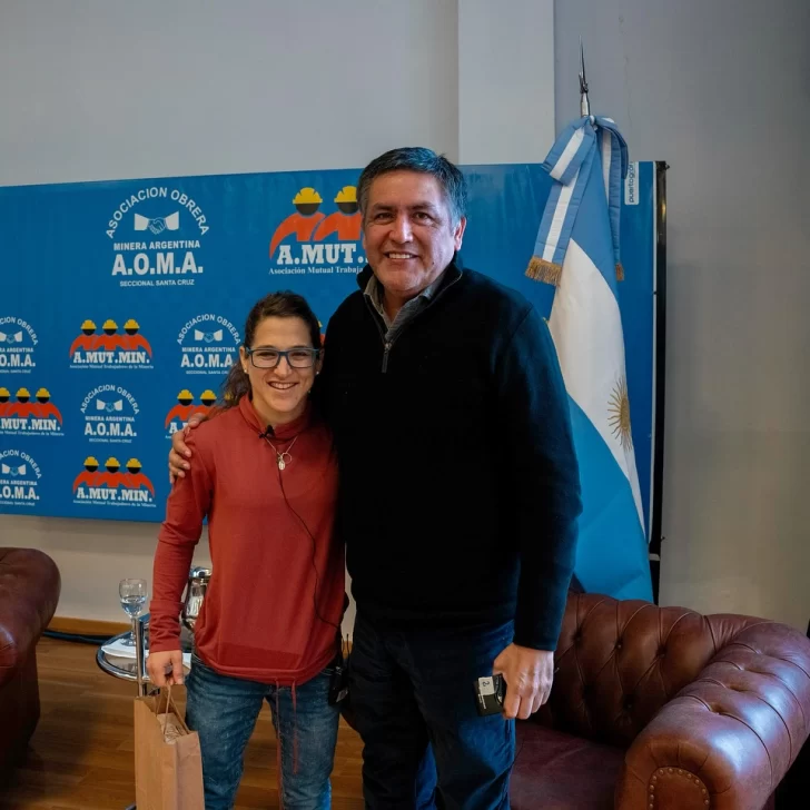 Arrancó el 1° Foro de Mujeres Mineras en Santa Cruz: “Se reafirmó el valor que tienen las mujeres en la minería” Arrancó el 1° Foro de Mujeres Mineras en Santa Cruz: “Se reafirmó el valor que tienen las mujeres en la minería”