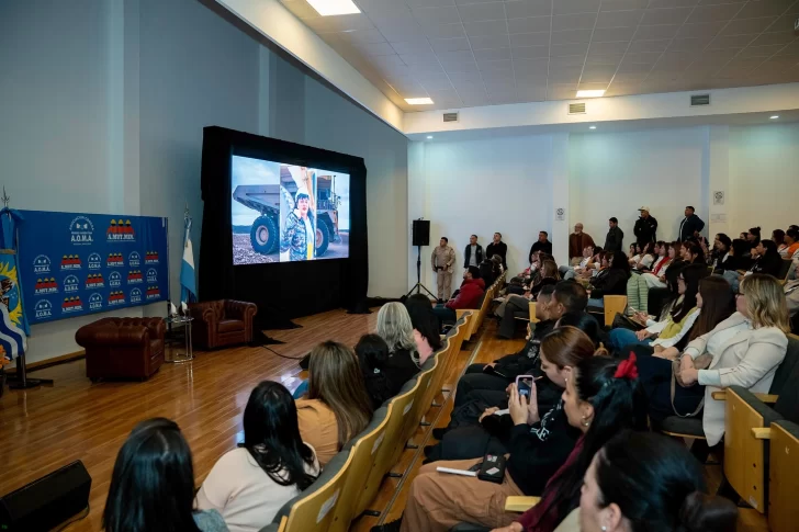 Arrancó el 1° Foro de Mujeres Mineras en Santa Cruz: &#8220;Se reafirmó el valor que tienen las mujeres en la minería&#8221;