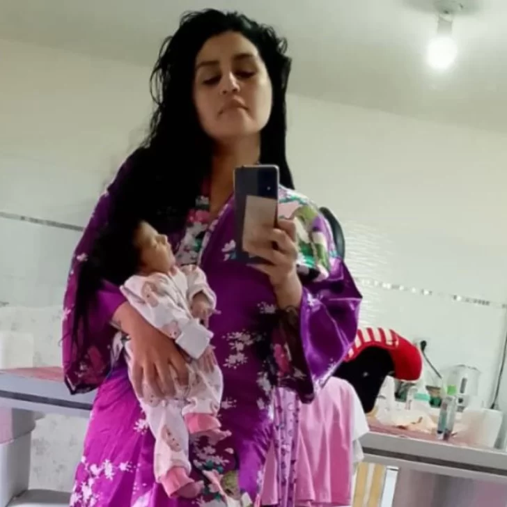 Dolor tras el fallecimiento de la mamá que sufrió insuficiencia cardiaca y asfixió a su beba en Caleta Olivia Dolor tras el fallecimiento de la mamá que sufrió insuficiencia cardiaca y asfixió a su beba en Caleta Olivia