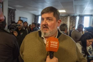 Debate por la Coparticipación en Santa Cruz: “No es el momento, hay menos recursos”, dijo el ministro Verbes Debate por la Coparticipación en Santa Cruz: “No es el momento, hay menos recursos”, dijo el ministro Verbes