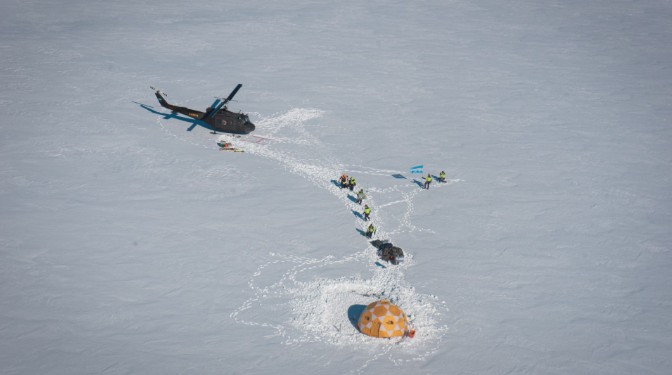  La travesía incluyó extensas jornadas de marcha por terreno boscoso y ejercicios de esquí sobre nieve.