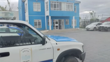 Condenaron a un ex policía de Santa Cruz que intentó darle droga a un preso por narcotráfico Condenaron a un ex policía de Santa Cruz que intentó darle droga a un preso por narcotráfico