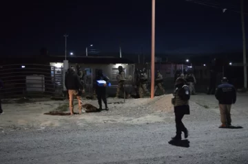 Cayó “la banda del cobre” que paralizó pozos petroleros en Santa Cruz: siete detenidos y un prófugo Cayó “la banda del cobre” que paralizó pozos petroleros en Santa Cruz: siete detenidos y un prófugo