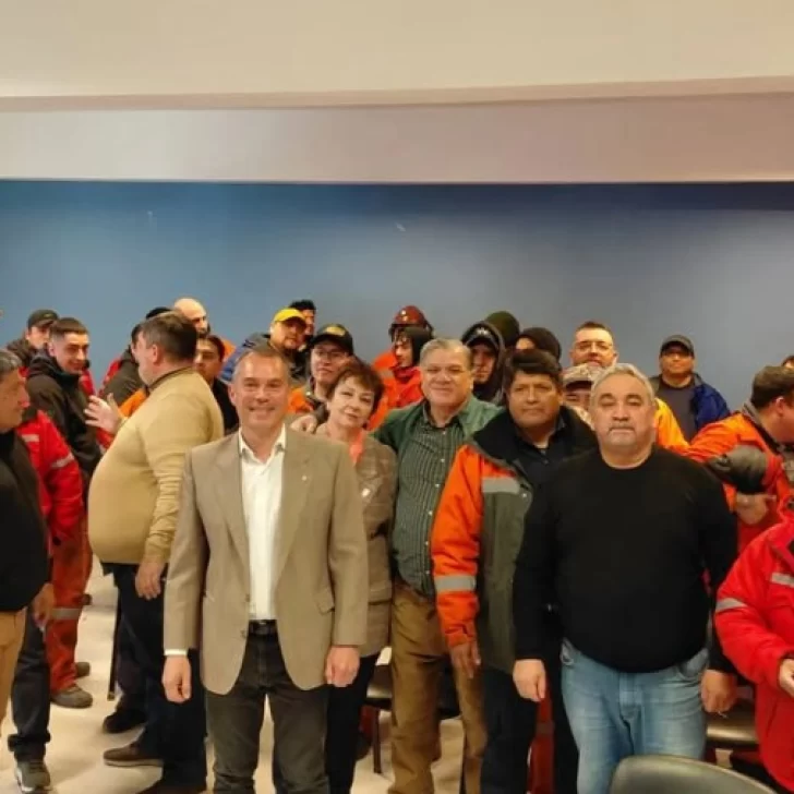 Daniel Álvarez: el nuevo régimen previsional para el personal de Planta Depuradora de YCRT es “un acto de justicia”