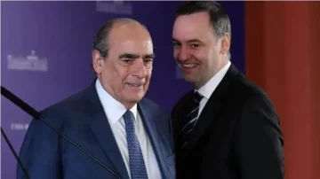 Manuel Adorni es el nuevo jefe de Gabinete de Javier Milei tras la salida de Guillermo Francos Manuel Adorni es el nuevo jefe de Gabinete de Javier Milei tras la salida de Guillermo Francos