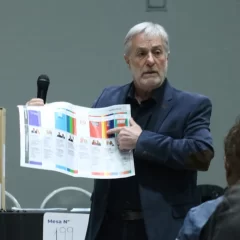 Vecinos de Caleta Olivia participaron de la charla sobre cómo votar con la Boleta Única Papel