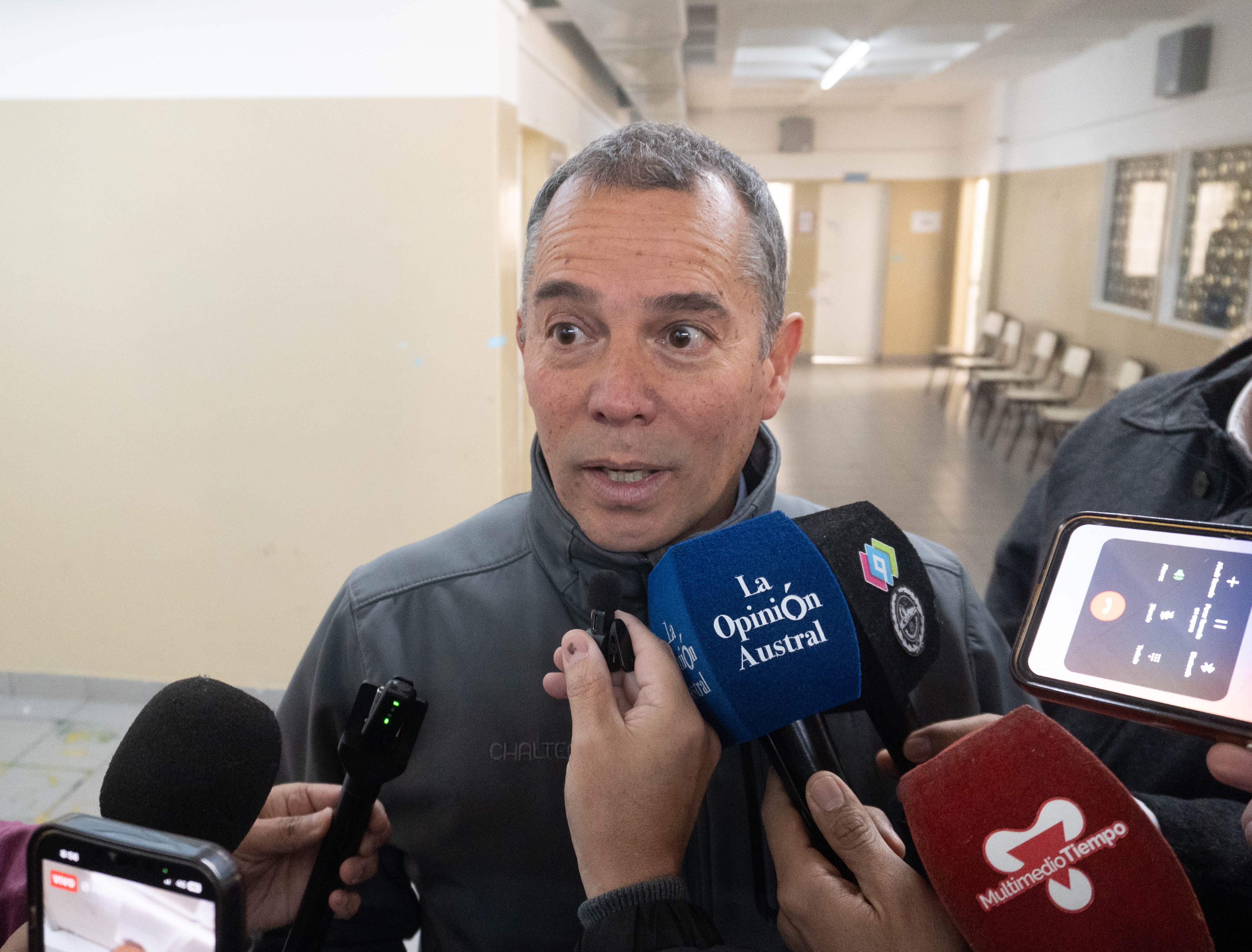  Daniel Álvarez, actual jefe de Gabinete de Santa Cruz y candidato de Por Santa Cruz. FOTOS: LEANDRO FRANCO / LA OPINIÓN AUSTRAL