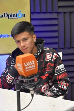 “Leo” Luna en LU12: la Séptima de River líder con 74 pts y Boca con un partido menos “Leo” Luna en LU12: la Séptima de River líder con 74 pts y Boca con un partido menos