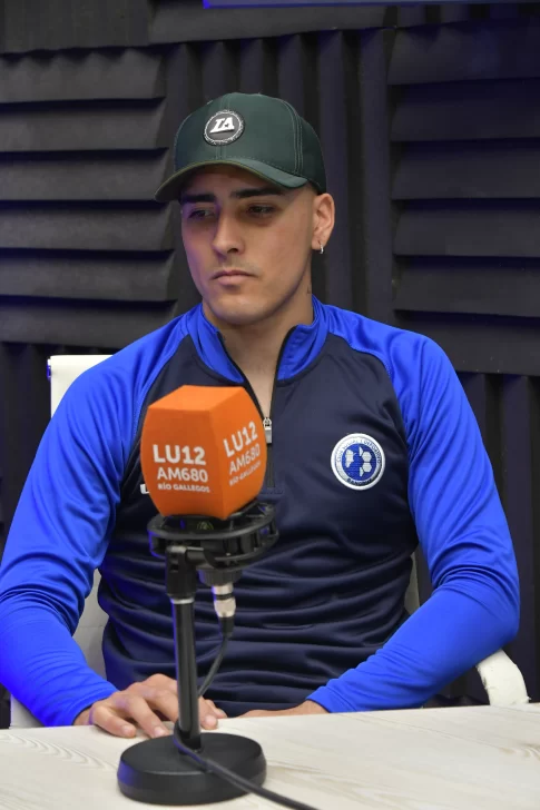  Enzo Mackenzie, jugador de Bancruz.