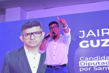 La Libertad Avanza Santa Cruz, con Jairo Guzmán al frente, cerró su campaña: “¡Vamos a ganar!”