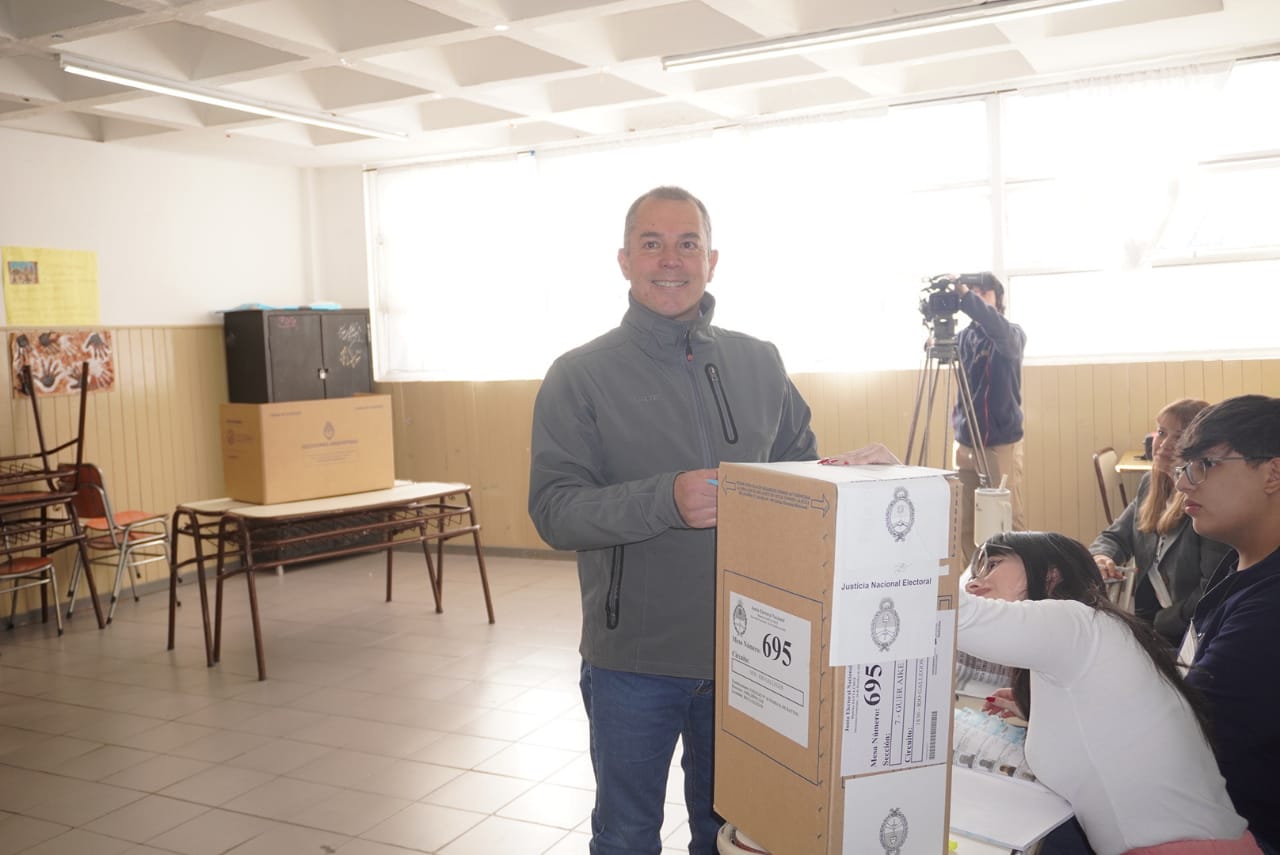  Daniel Álvarez, actual jefe de Gabinete de Santa Cruz y candidato de Por Santa Cruz. FOTOS: LEANDRO FRANCO / LA OPINIÓN AUSTRAL