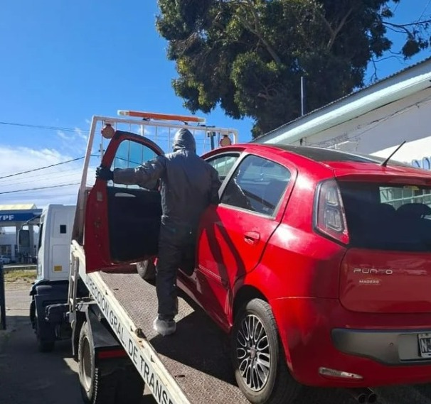  El rodado que fue secuestrado por el personal policial.