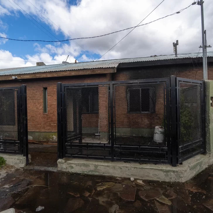 Cuatro personas fueron trasladadas al hospital por un incendio en vivienda Cuatro personas fueron trasladadas al hospital por un incendio en vivienda