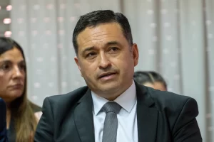Por unanimidad, Gabriel Contreras es el nuevo presidente de Tribunal Superior de Justicia de Santa Cruz Por unanimidad, Gabriel Contreras es el nuevo presidente de Tribunal Superior de Justicia de Santa Cruz