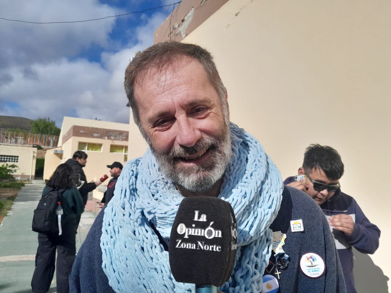  Juan Carlos Molina, de cura a diputado nacional. (Foto: Tamara Moreno/La Opinión Austral).