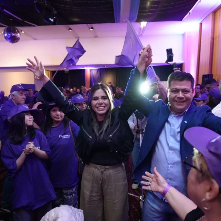 La Libertad Avanza cerró su campaña en Comodoro Rivadavia con críticas al kirchnerismo La Libertad Avanza cerró su campaña en Comodoro Rivadavia con críticas al kirchnerismo