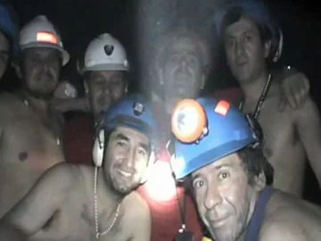 Se cumplen 15 años del milagroso rescate de los 33 mineros en Chile Se cumplen 15 años del milagroso rescate de los 33 mineros en Chile