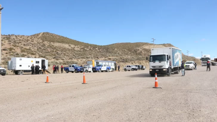 Más de mil trabajadores mineros ingresaron a Santa Cruz sin acreditar residencia en la provincia