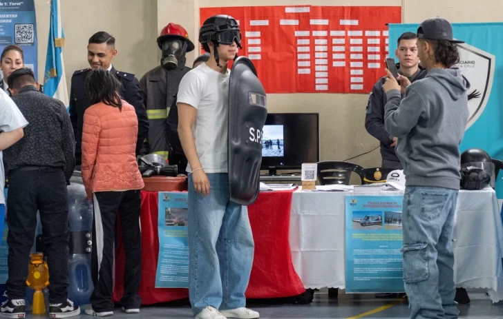  Expo Carreras 2025 busca que cada joven descubra su vocación en Santa Cruz. Foto: Gobierno de Santa Cruz.