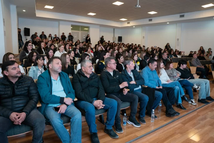 Con gran convocatoria, se realizó el Primer Foro de Mujeres Mineras en Santa Cruz: “Una minería más inclusiva”