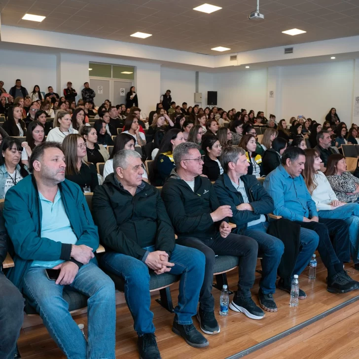 Con gran convocatoria, se realizó el Primer Foro de Mujeres Mineras en Santa Cruz: “Una minería más inclusiva”