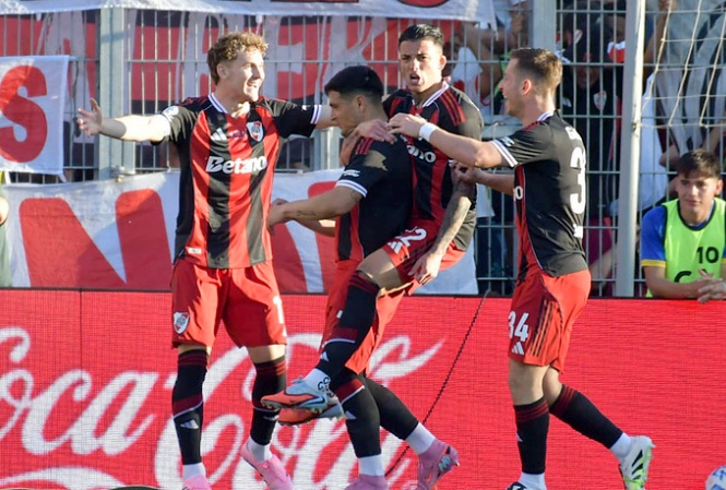 River venció a Racing y avanzó a las semifinales de la Copa Argentina