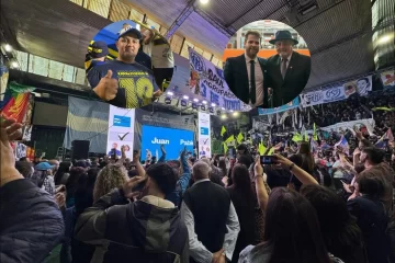 Agredieron a un funcionario de Othar en el acto del Día de la Lealtad en Comodoro