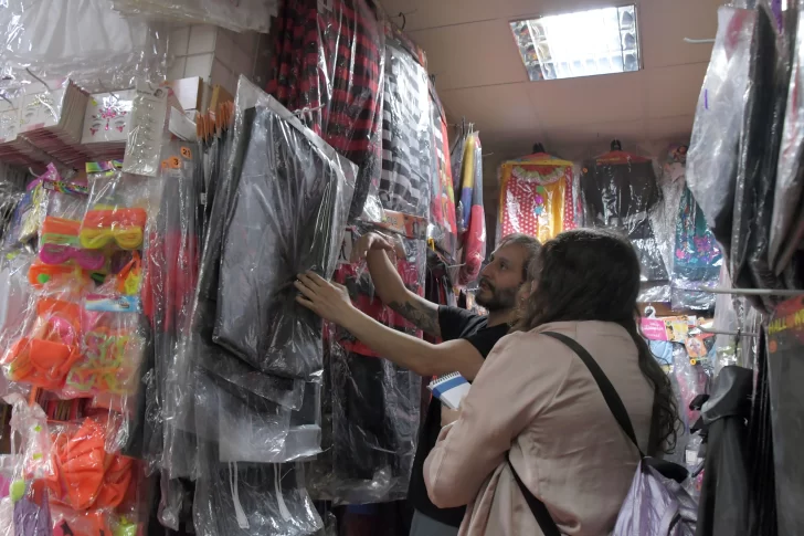 VENTA-DE-DISFRACES-HALLOWEEN-1-728x485