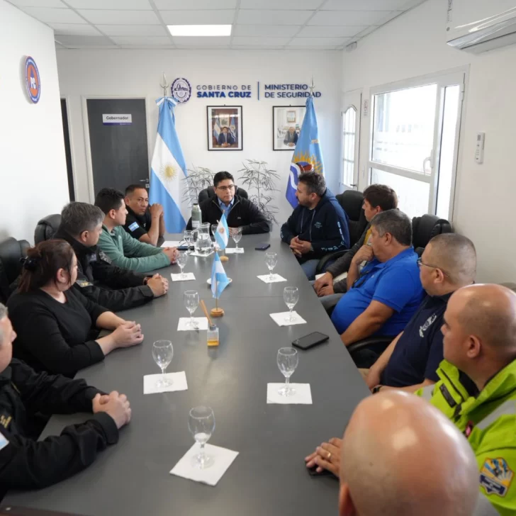Vidal defendió el 90/10: “Con la vieja ley, había más trabajadores de afuera que santacruceños y eso ahora cambió” Vidal defendió el 90/10: “Con la vieja ley, había más trabajadores de afuera que santacruceños y eso ahora cambió”