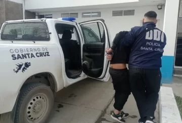 Detuvieron a uno de los sospechosos del intento de secuestro en Río Gallegos: buscan a los otros dos implicados Detuvieron a uno de los sospechosos del intento de secuestro en Río Gallegos: buscan a los otros dos implicados