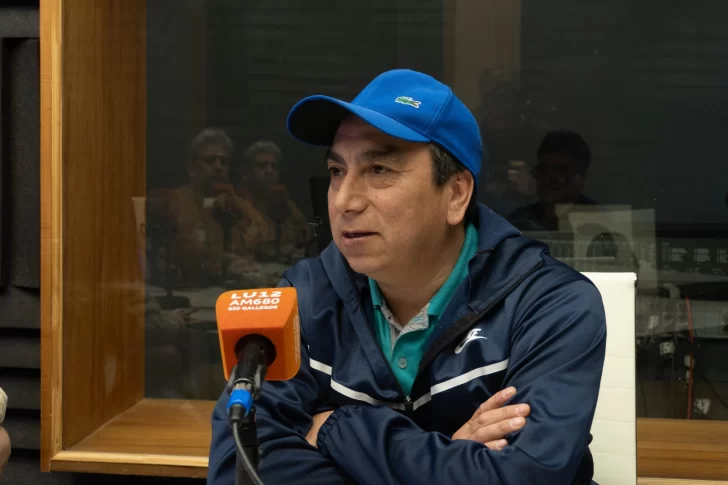  ÁNGEL BENEGAS, COMISIÓN.