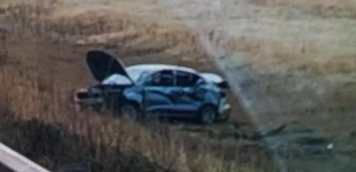 Una familia de Río Gallegos volcó en Ruta 3 dejando como saldo una mujer fallecida y una menor herida