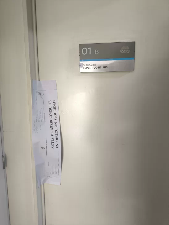 WhatsApp-Image-2025-10-09-at-10.34.40-547x728 WhatsApp-Image-2025-10-09-at-10.34.40-547x728