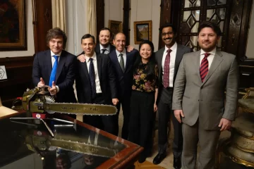 Milei se reunió con ejecutivos de la empresa que creó ChatGPT: inversión billonaria de Inteligencia Artificial en la Patagonia