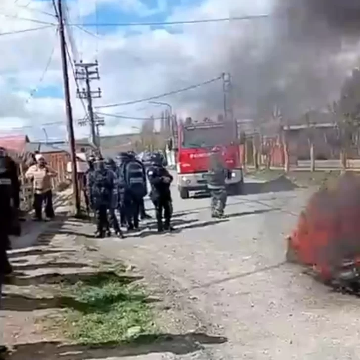 Un grupo armado tomó por la fuerza un predio de la UOCRA y fue desalojado tras un operativo policial