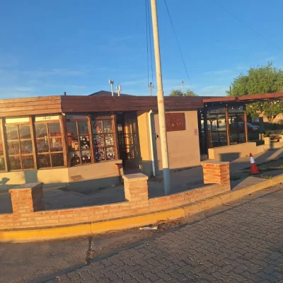 Un hombre fue detenido tras efectuar disparos a un local nocturno de Puerto San Julián Un hombre fue detenido tras efectuar disparos a un local nocturno de Puerto San Julián