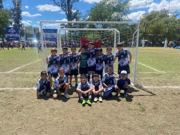  Talleres RG y Unión Santacruceña unidos en Córdoba.