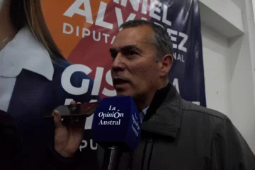 Daniel Álvarez reconoció la derrota y afirmó: “La retirada de YPF de la provincia nos dio un golpe bajo” Daniel Álvarez reconoció la derrota y afirmó: “La retirada de YPF de la provincia nos dio un golpe bajo”
