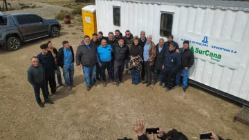 Gobernador Claudio Vidal: “Luego de 20 años se reactiva un yacimiento petrolero” Gobernador Claudio Vidal: “Luego de 20 años se reactiva un yacimiento petrolero”