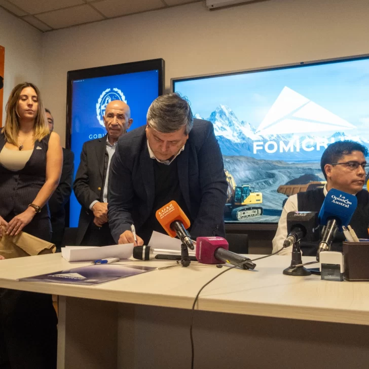 Apertura de sobres: Leguizamón aseguró que “este hito de gestión marca un antes y un después en el desarrollo de zona norte” Apertura de sobres: Leguizamón aseguró que “este hito de gestión marca un antes y un después en el desarrollo de zona norte”