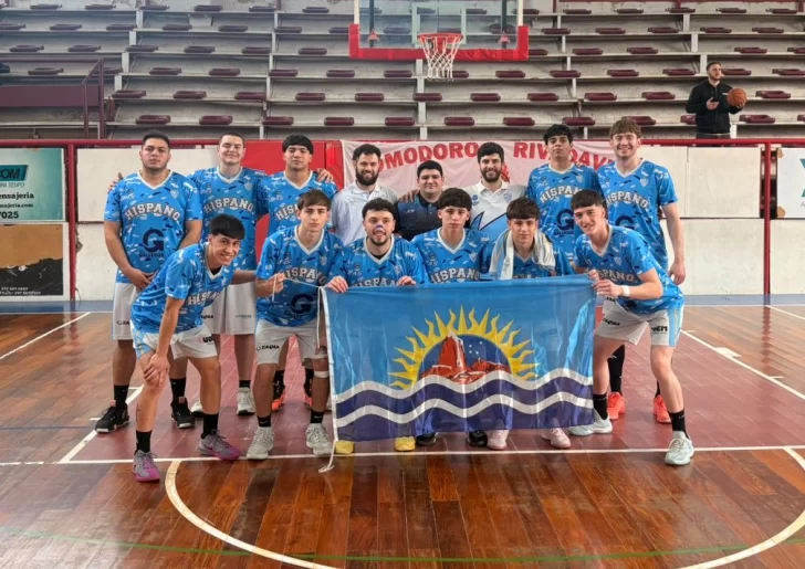 Hispano Americano juega por primera vez con Ferrocarril Patagónico